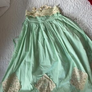 Well Dressed Wolf. Size 8. Mint Preorder Tunic